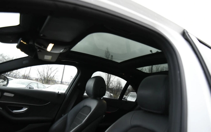 Mercedes-Benz Klasa C cena 126688 przebieg: 157000, rok produkcji 2019 z Sieniawa małe 326